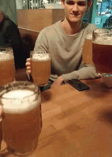 beer-cheers